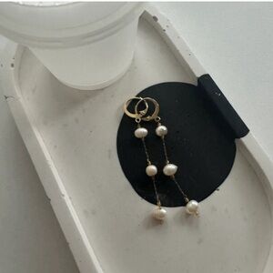 Dainty Pearl Drop Earrings